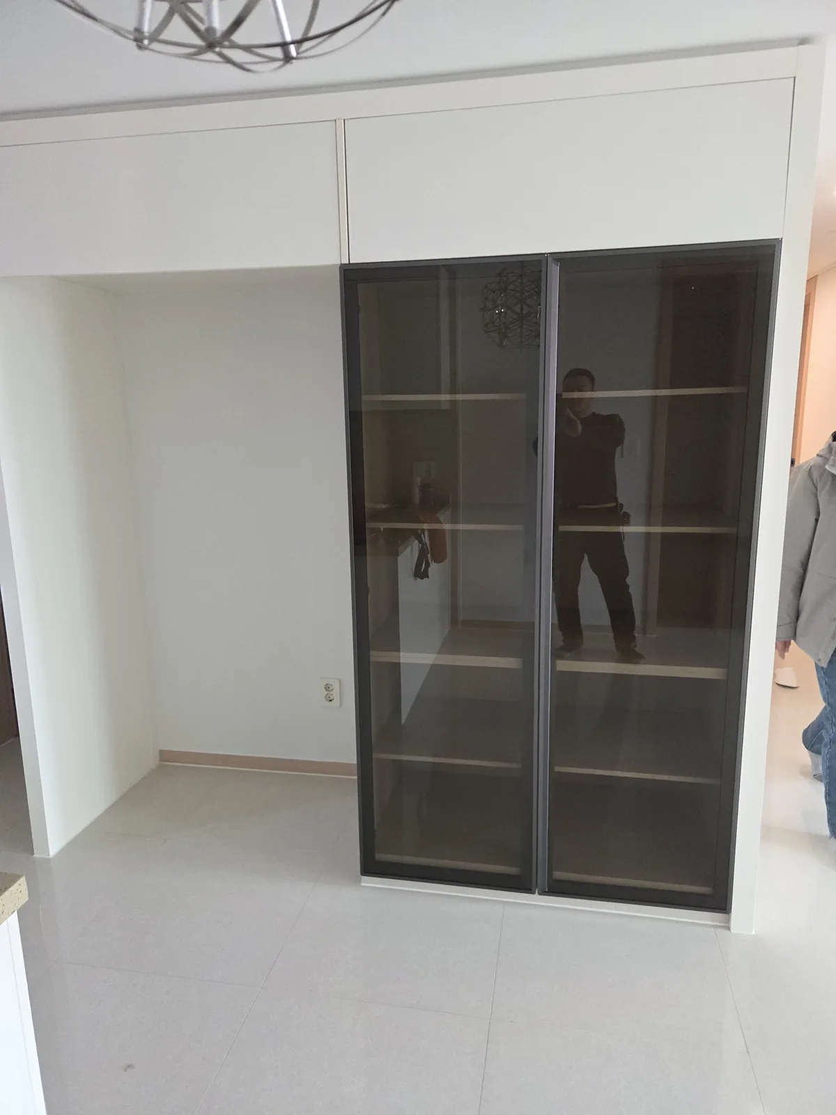 유리도어 수납형 냉장고장 + 싱크 하부장 인천 연수구 시공 후